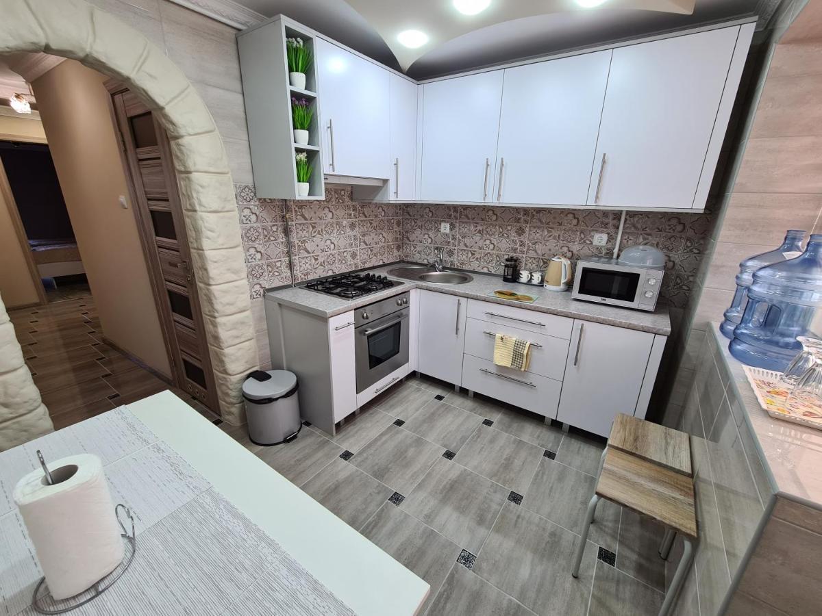 2-х кім.квартира в центрі берегова
